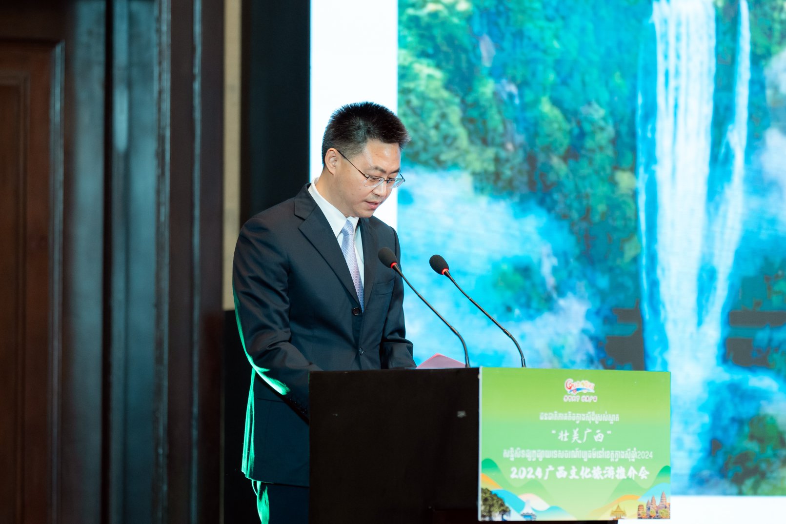 U8娱乐