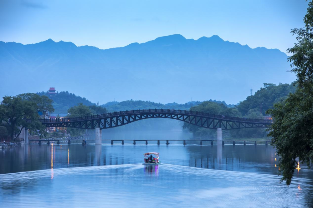 U8娱乐
