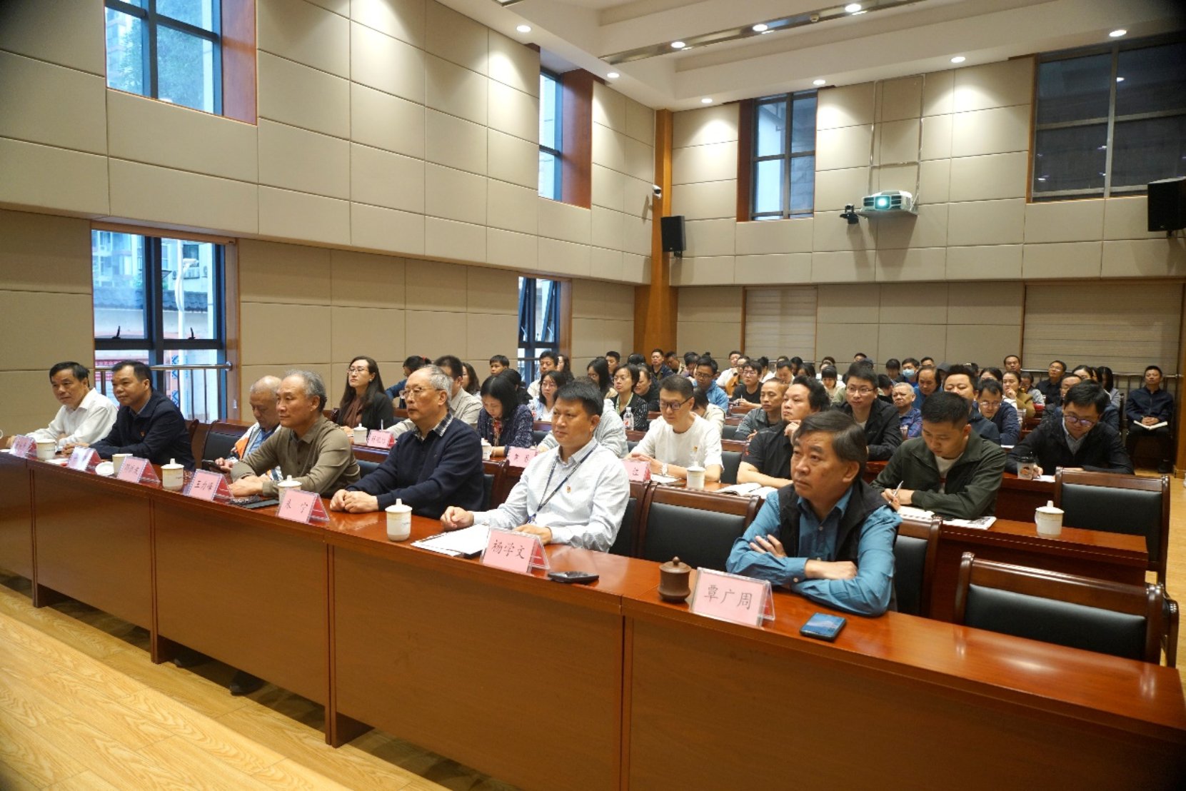 U8娱乐